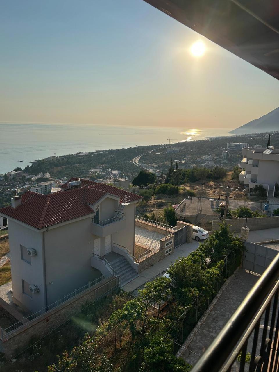 Mateo Gjestgiverier Dhërmi